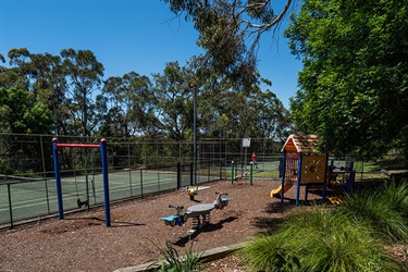 Warrimoo Oval tennis courts playground